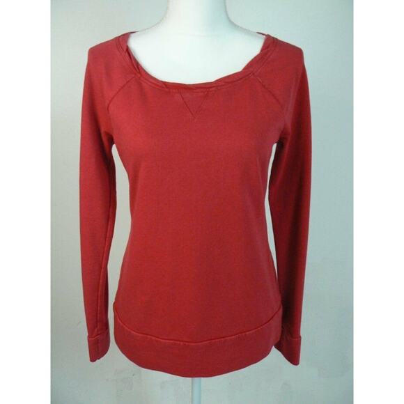 $80 Chip & Pepper Red Twisted Neckline Relaxed Fit XS Sweatshirt Top NEW - Picture 1 of 5